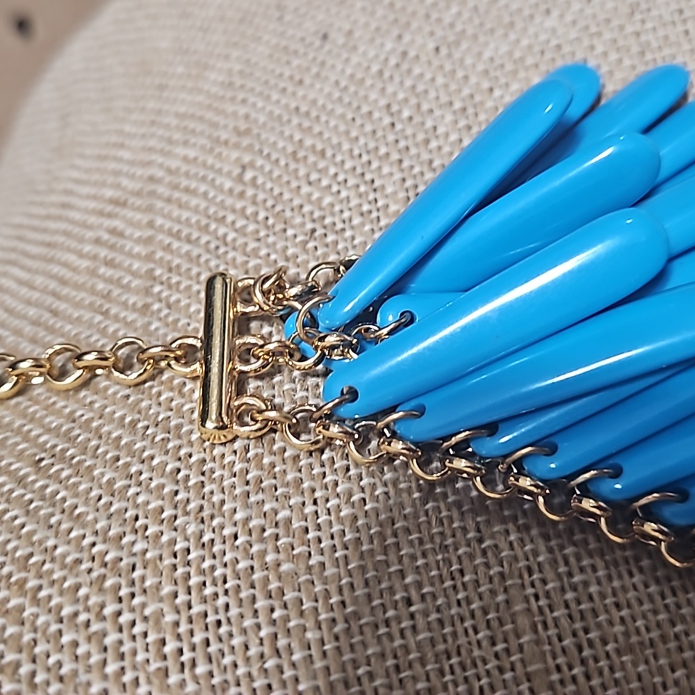 Joan Rivers QVC Triple Layered Blue Turquoise Statement Necklace Cruise Resort - Picture 4 of 5